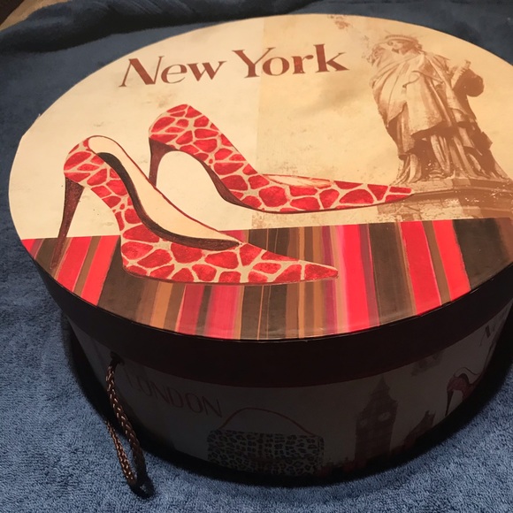 Gucci Genuine  Black Leather Bag Almost New - Picture 12 of 14